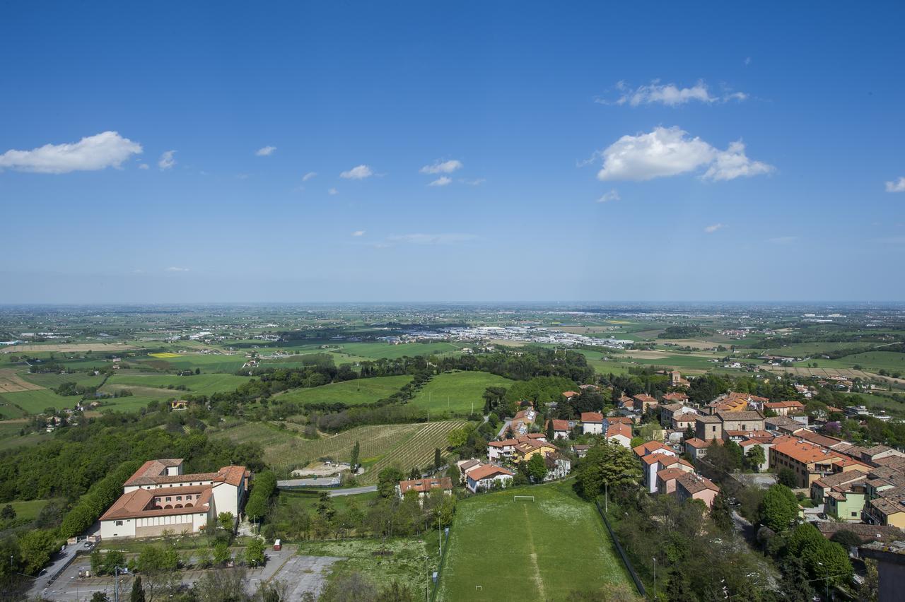 Albergo Colonna แบร์ตินอโร ภายนอก รูปภาพ